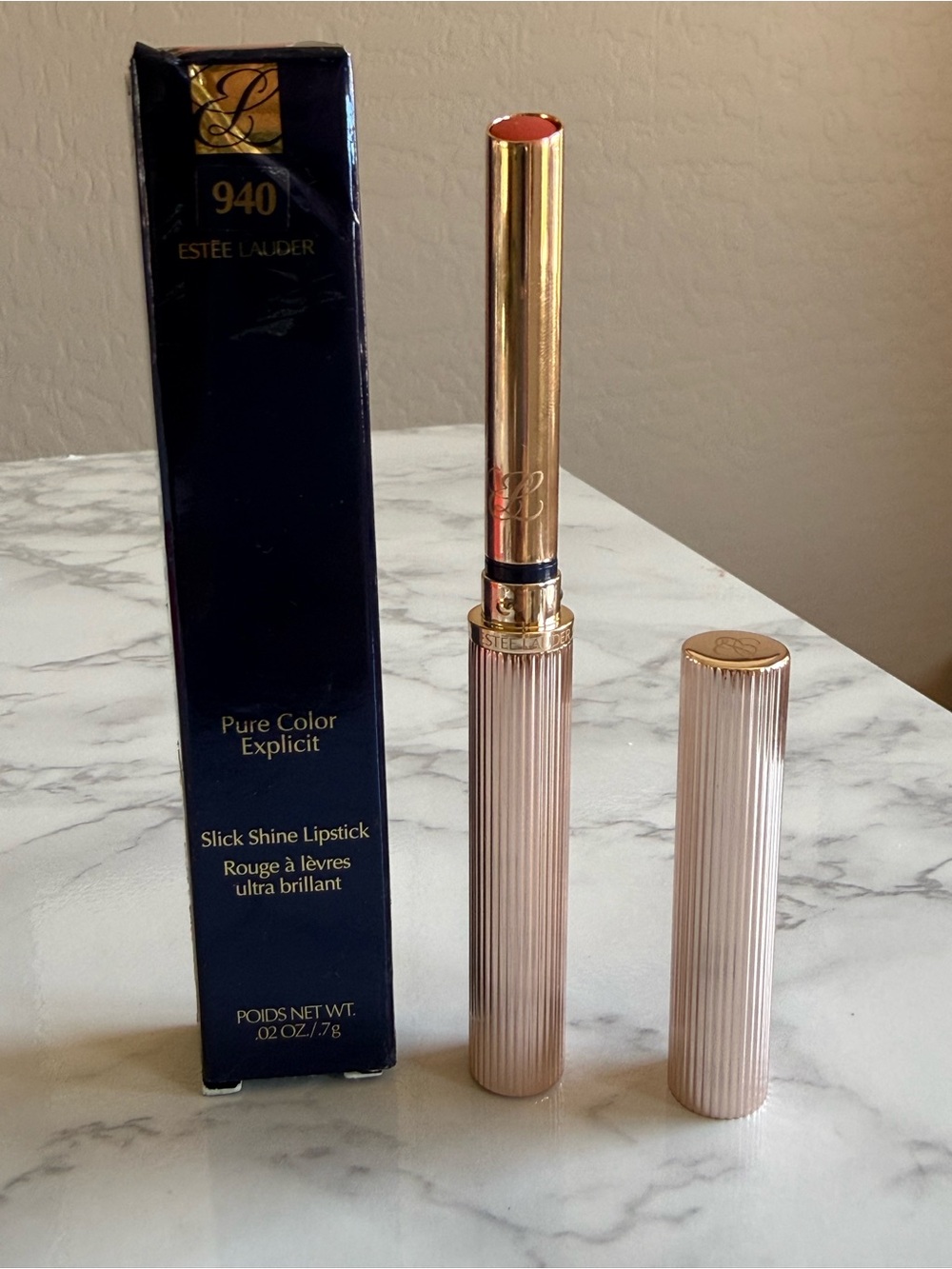Estée Lauder Pure Color Explicit
Slick Shine Lipstick Shade 940 Without Pause
